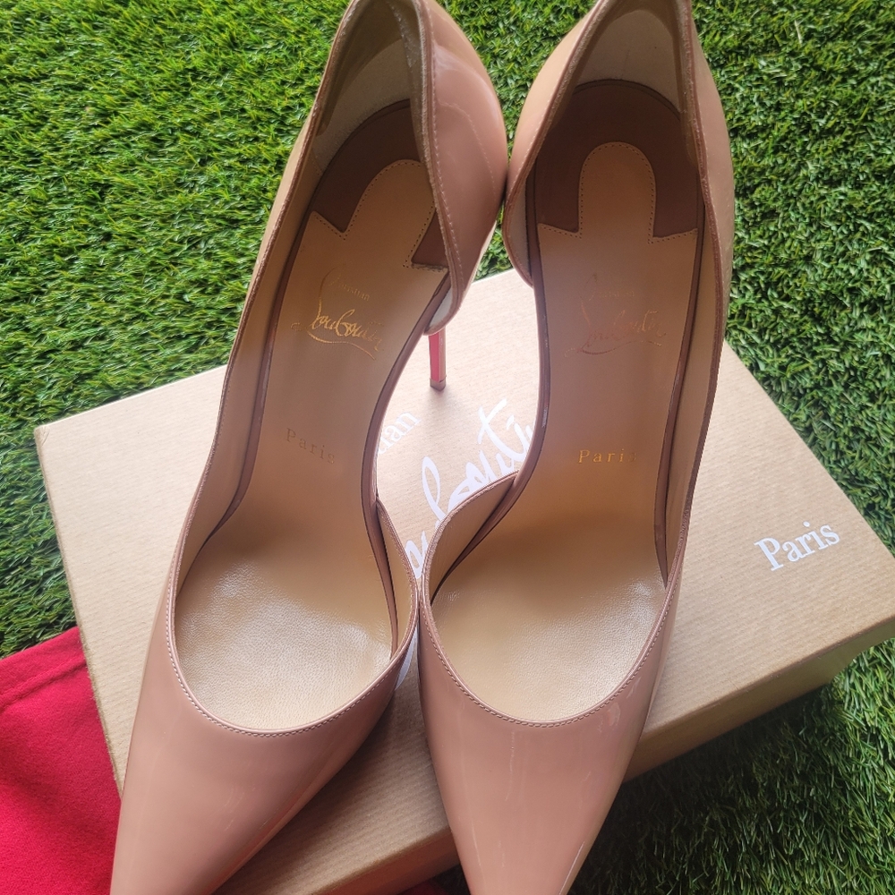 Christian Louboutin Iriza Pumps